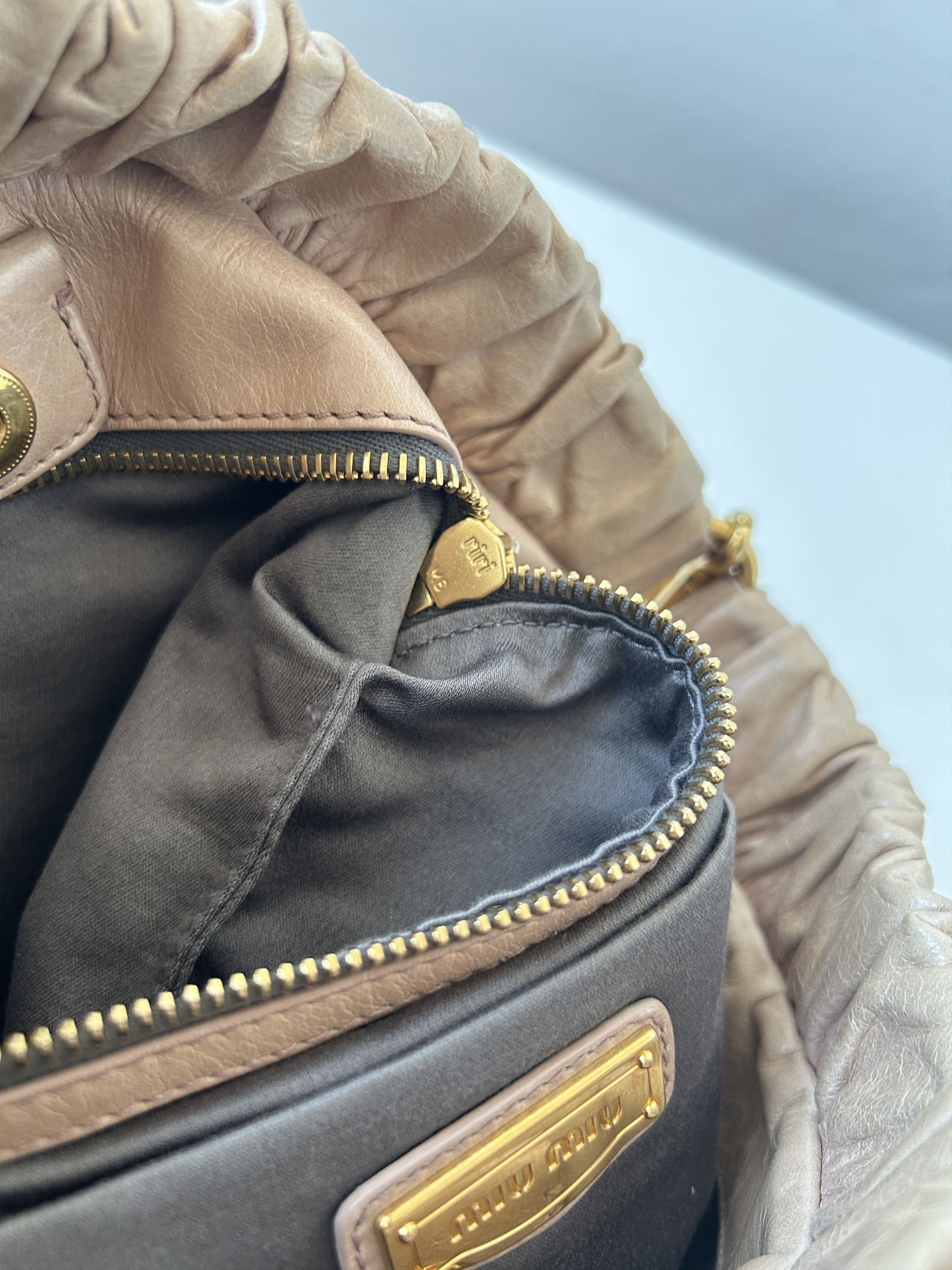 Miu miu vitello bauletto aperto gathered leather handbag