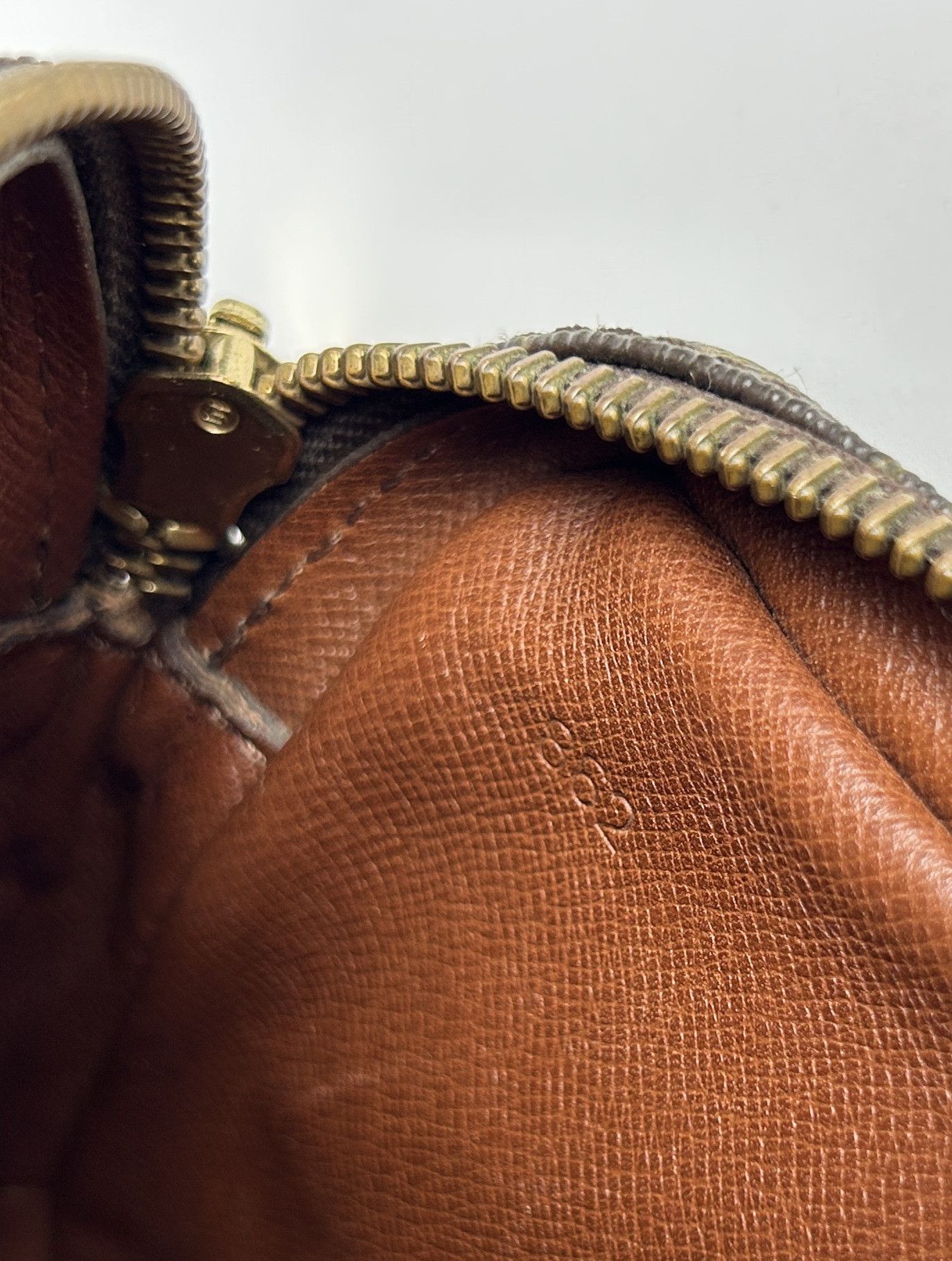 Vintage 80s Louis Vuitton marly dragonne monogram wristlet clutch bag