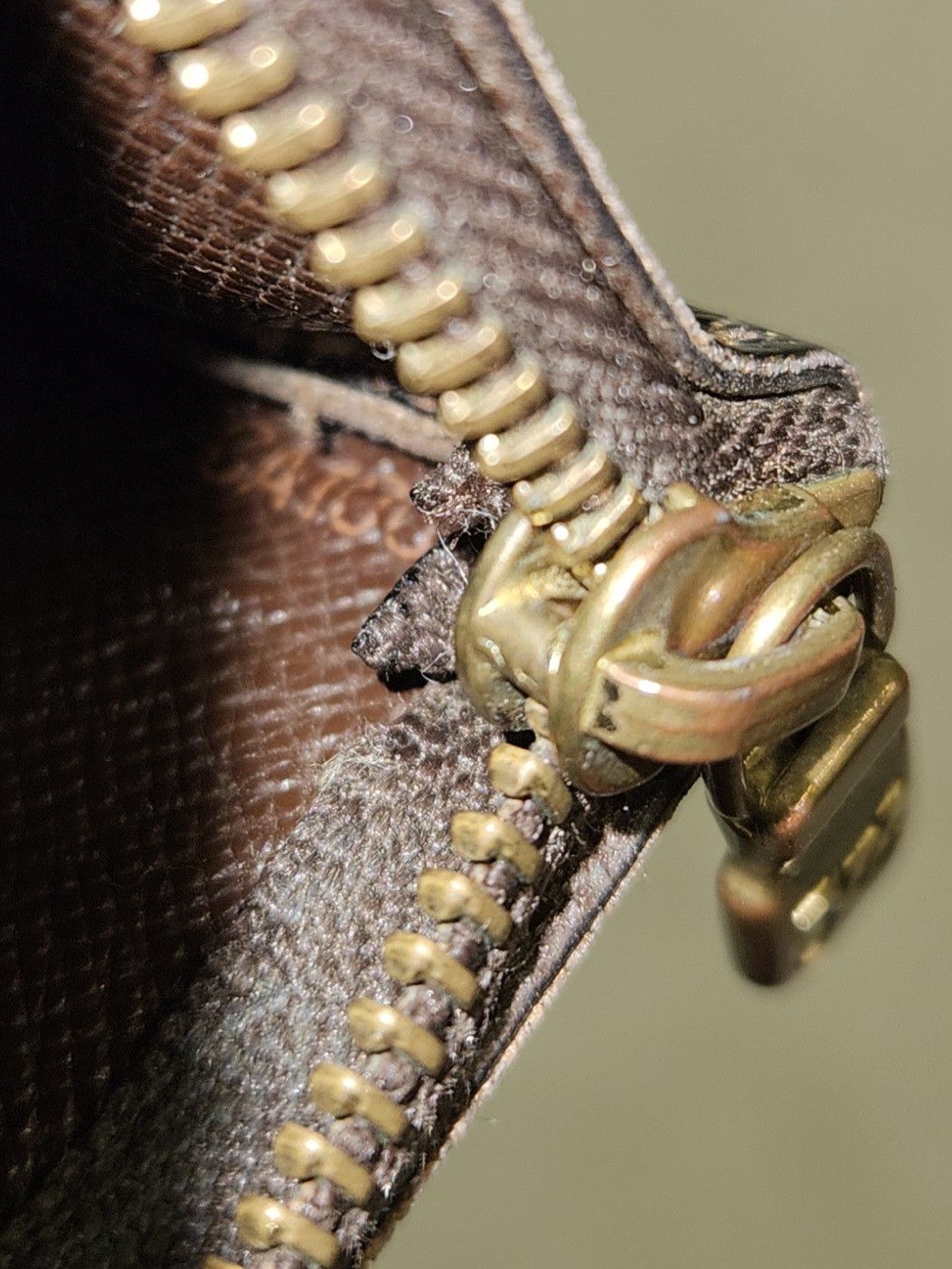 Louis Vuitton damier ebene pochette cle coin/ key pouch