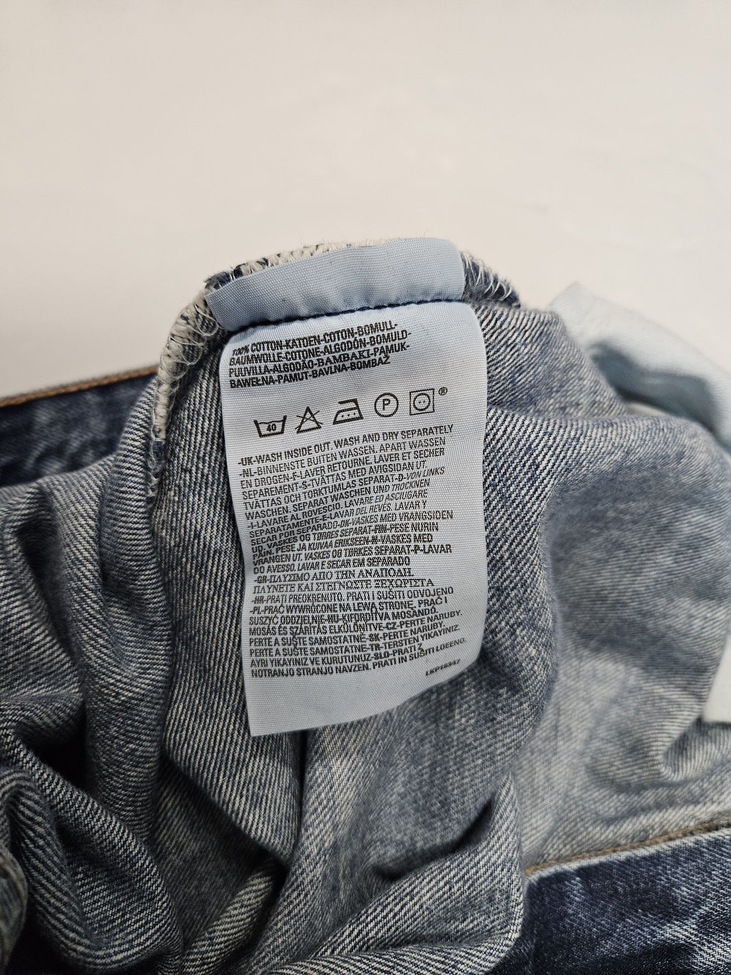 Vintage y2k levis 544 distressed flared denim