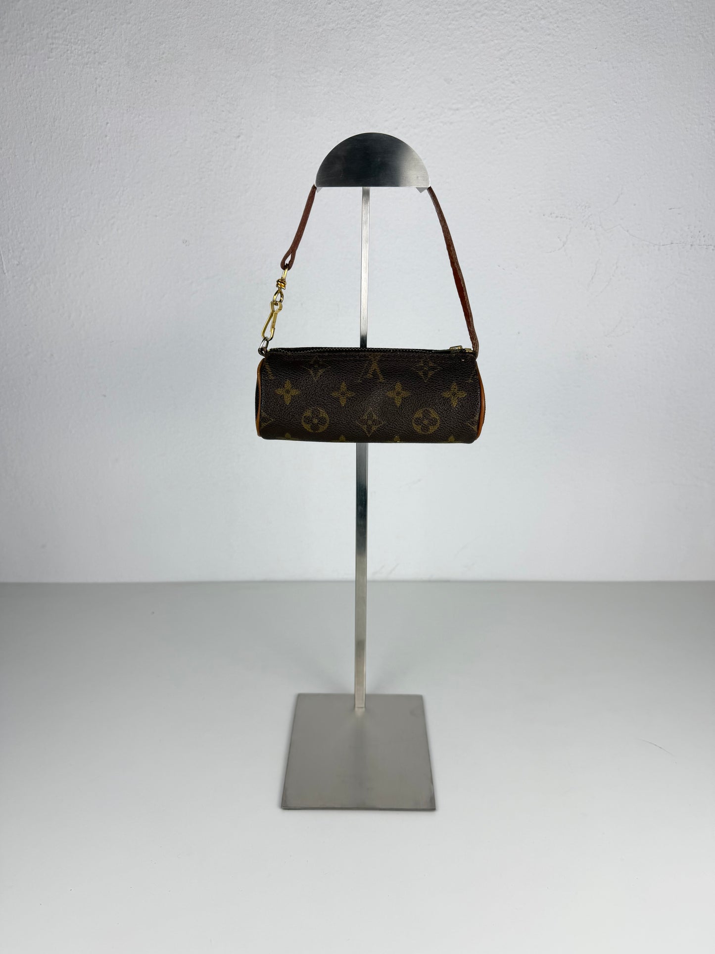 Vintage 80s Louis Vuitton monogram Papillon mini pouch bag