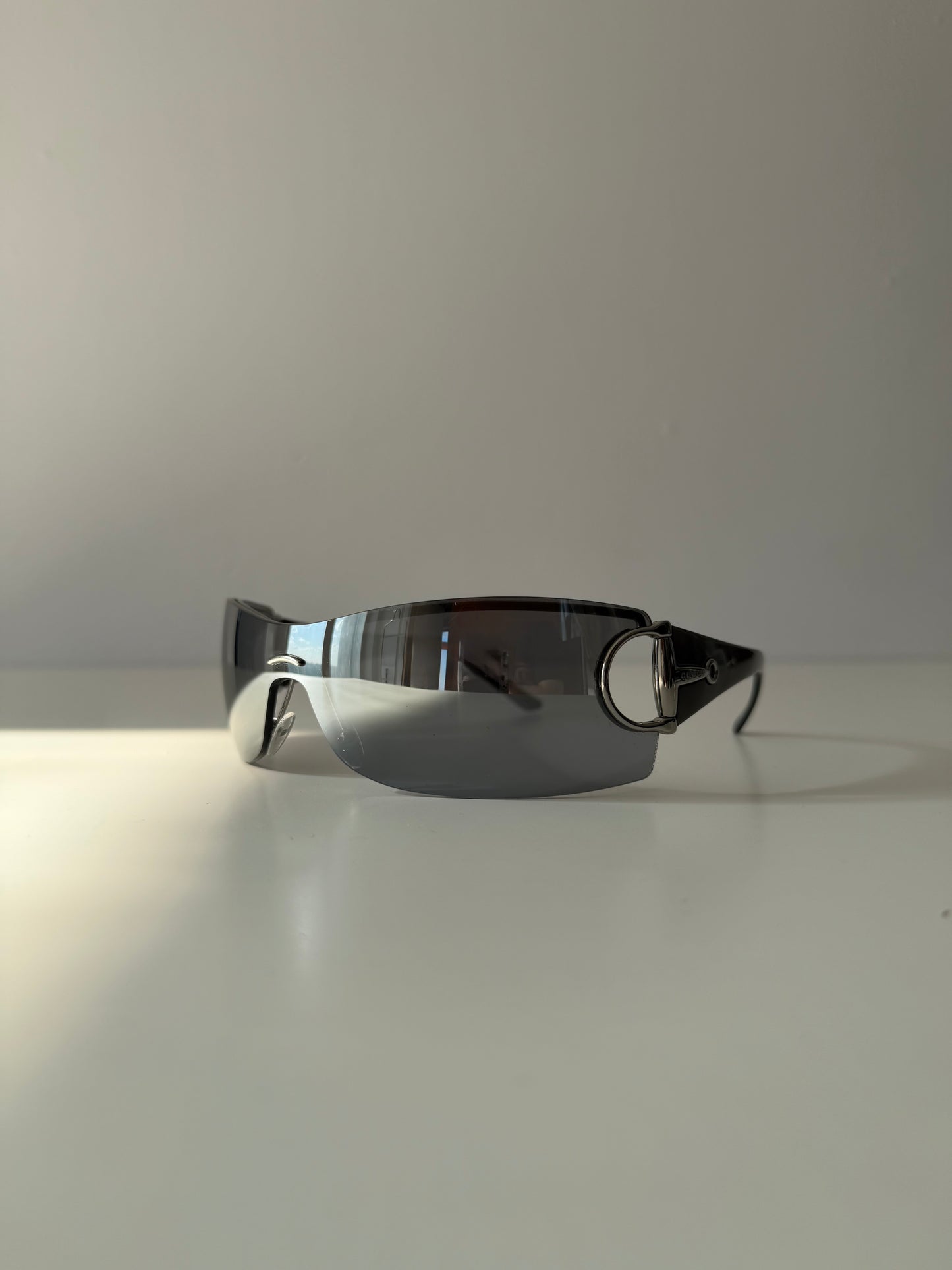 Vintage Gucci 2712/S shield wraparound horsebit sunglasses