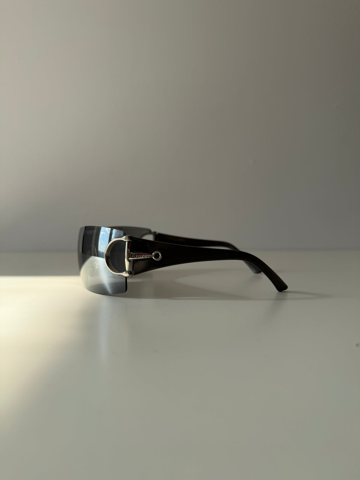 Vintage Gucci 2712/S shield wraparound horsebit sunglasses
