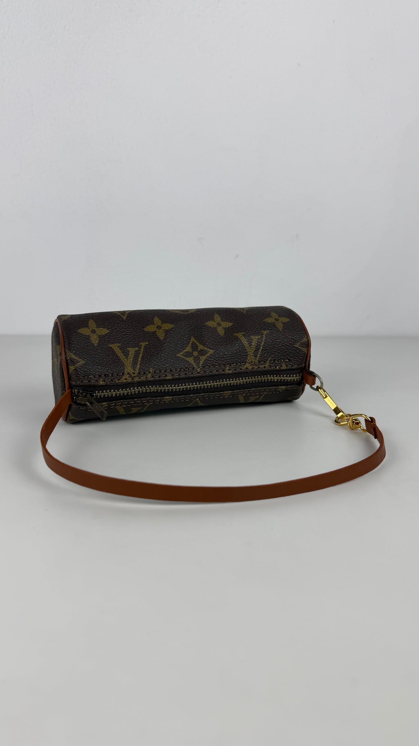 Vintage 80s Louis Vuitton monogram Papillon mini pouch bag