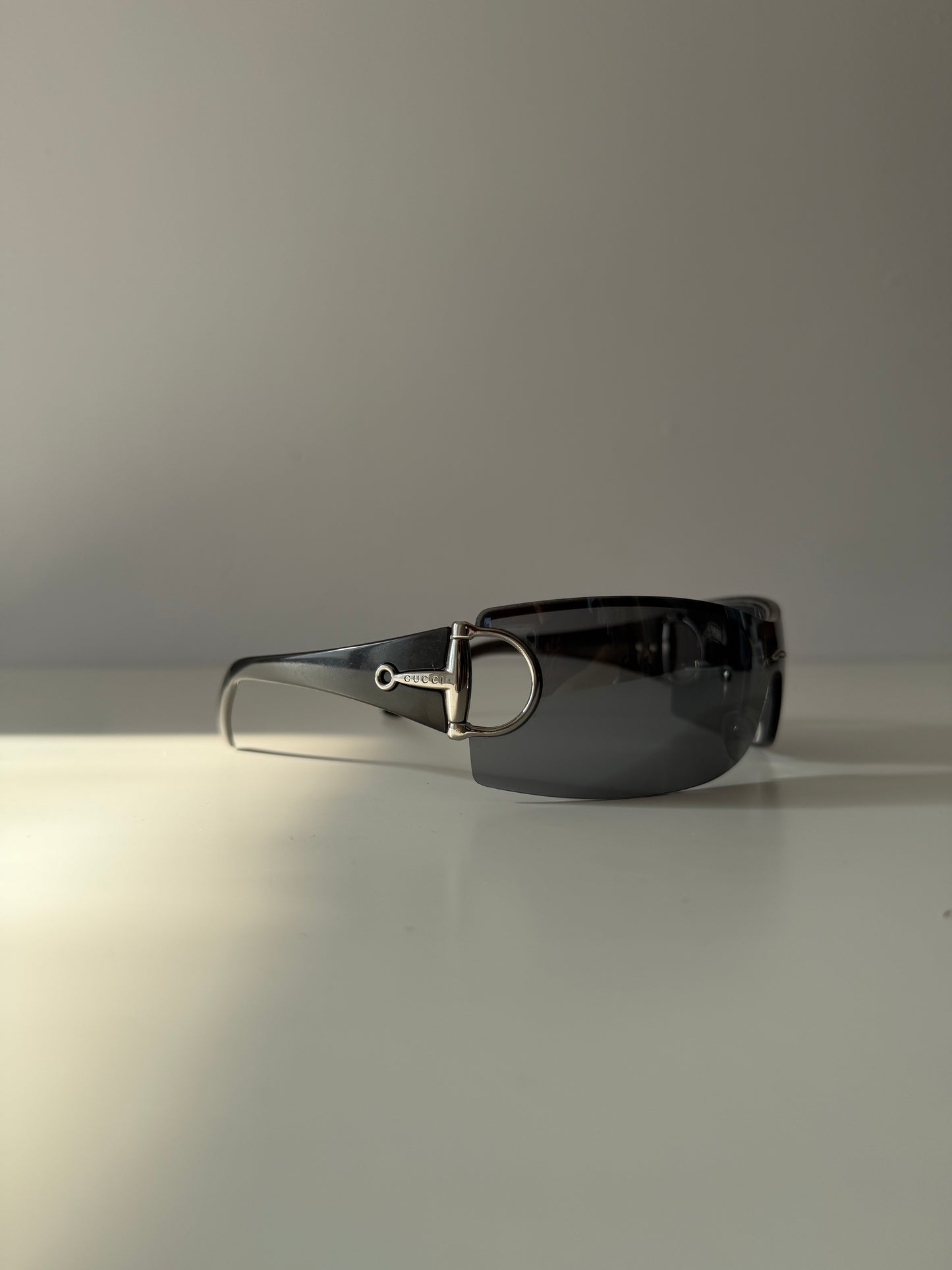 Vintage Gucci 2712/S shield wraparound horsebit sunglasses