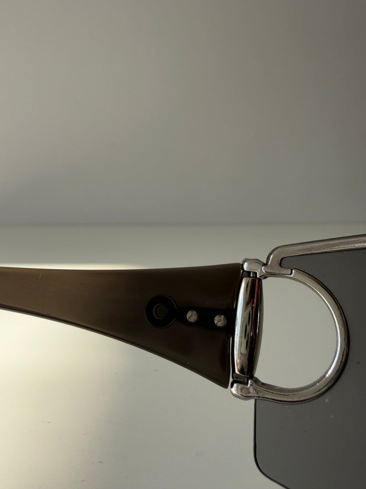 Vintage Gucci 2712/S shield wraparound horsebit sunglasses