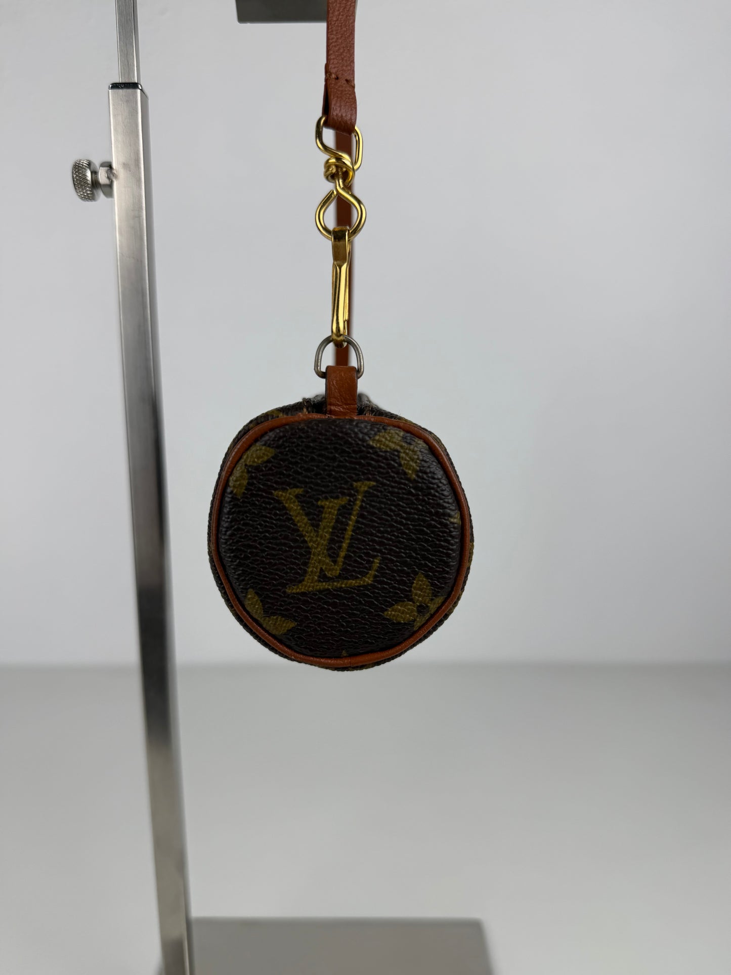 Vintage 80s Louis Vuitton monogram Papillon mini pouch bag