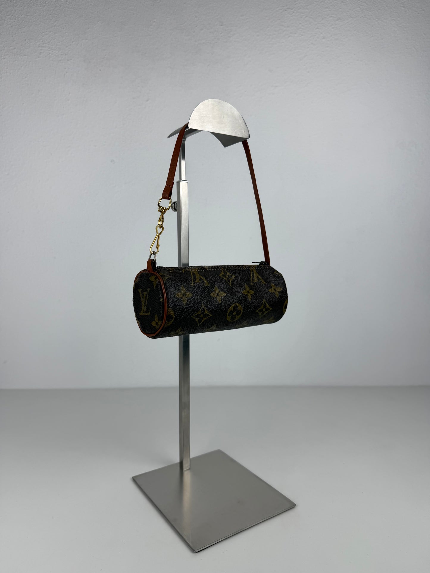 Vintage 80s Louis Vuitton monogram Papillon mini pouch bag