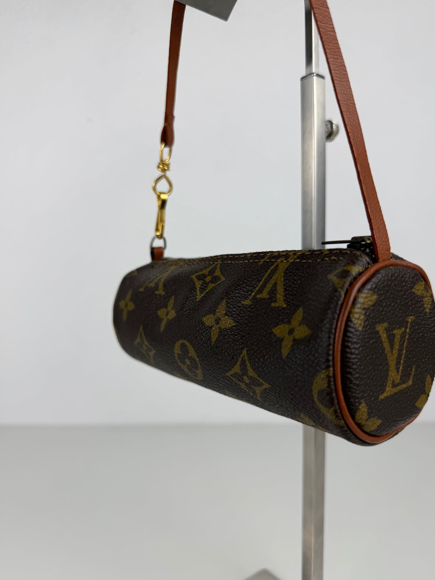 Vintage 80s Louis Vuitton monogram Papillon mini pouch bag