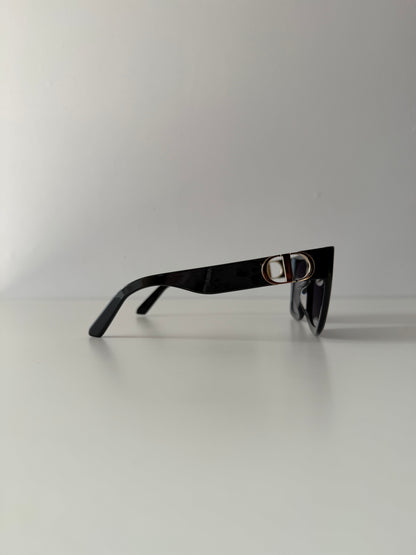 Dior 30 Montaigne sunglasses