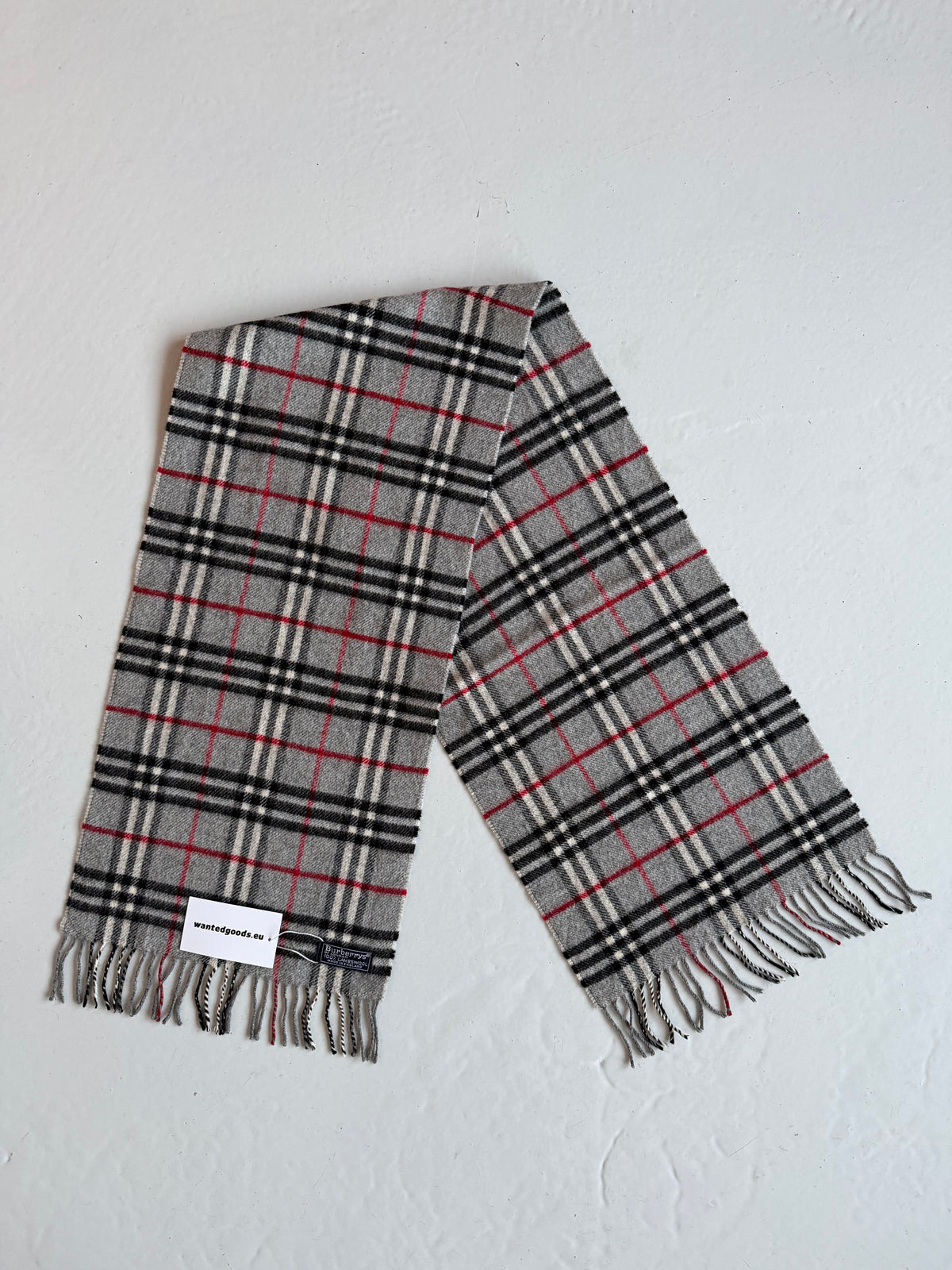 Vintage Burberry gray nova check wool scarf