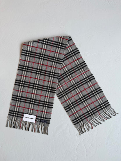 Vintage Burberry gray nova check wool scarf