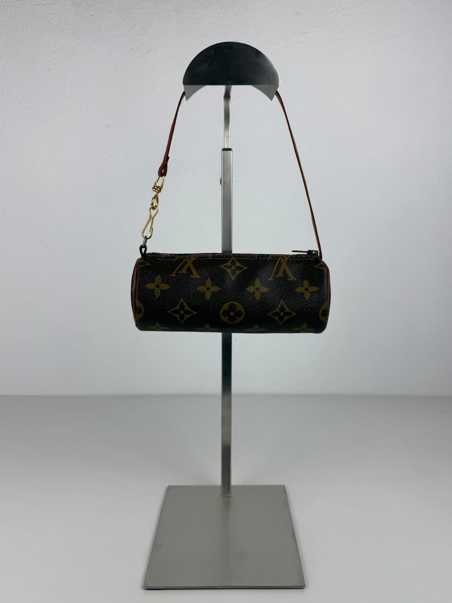Vintage 80s Louis Vuitton monogram Papillon mini pouch bag