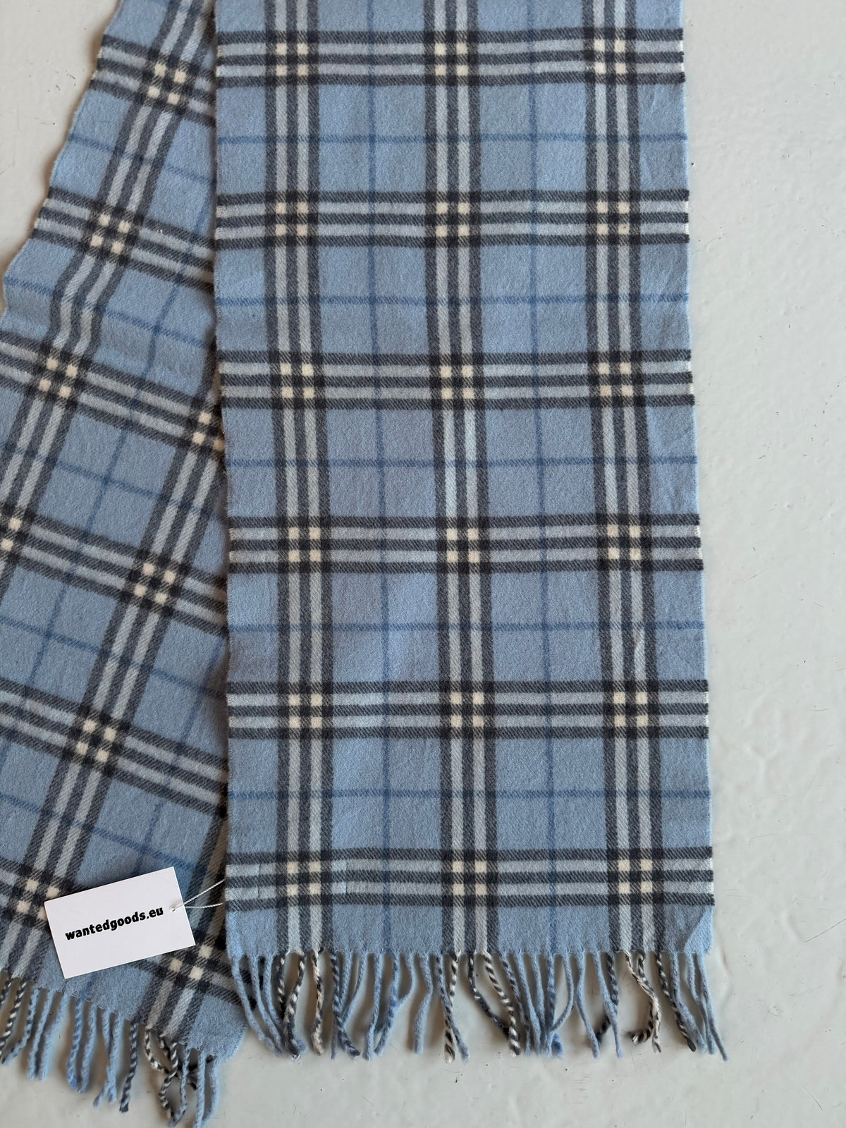 Burberry baby blue nova check cashmere scarf