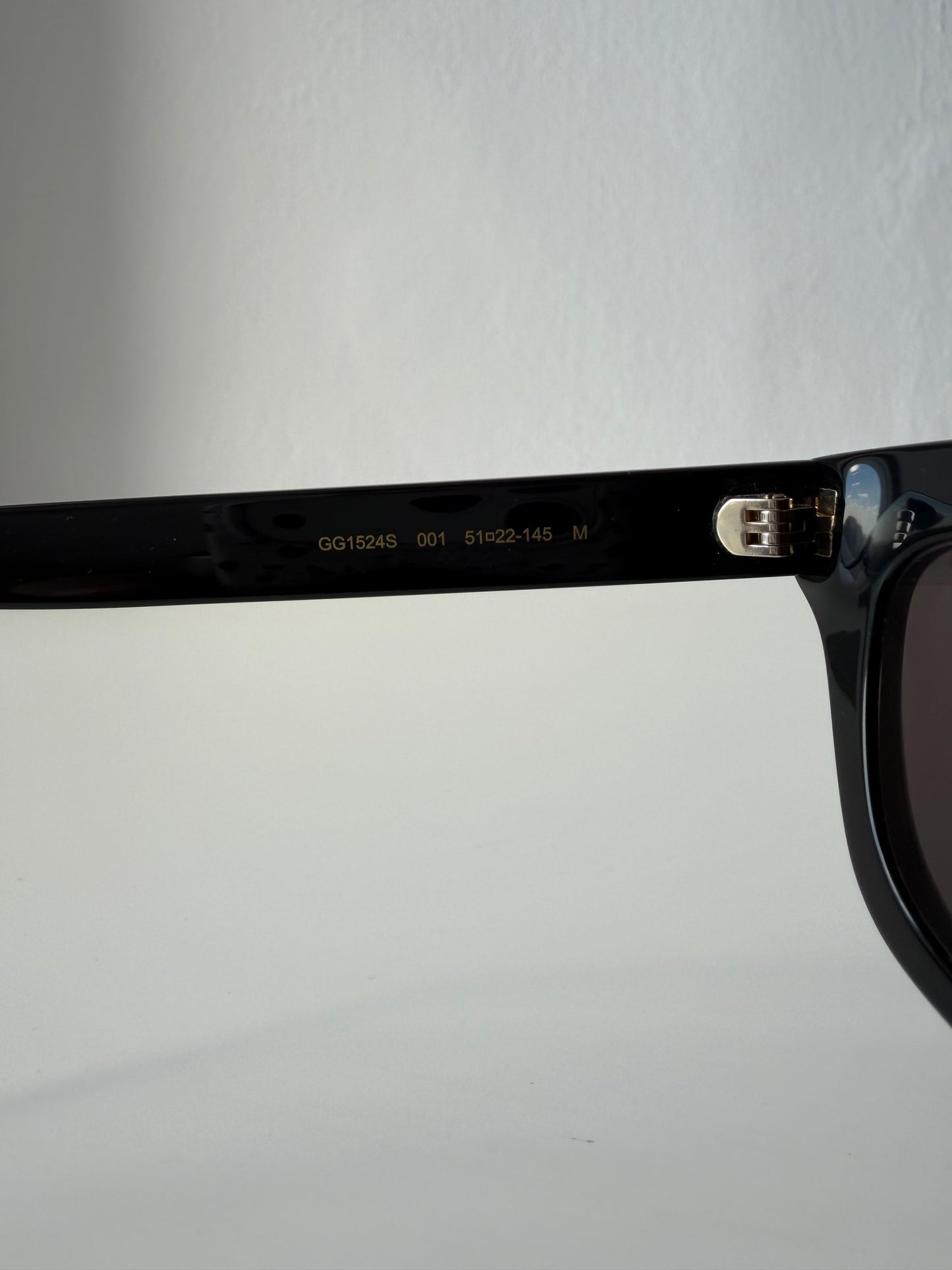 Gucci GG1542S sunglasses