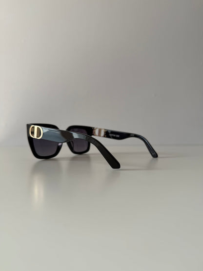 Dior 30 Montaigne sunglasses