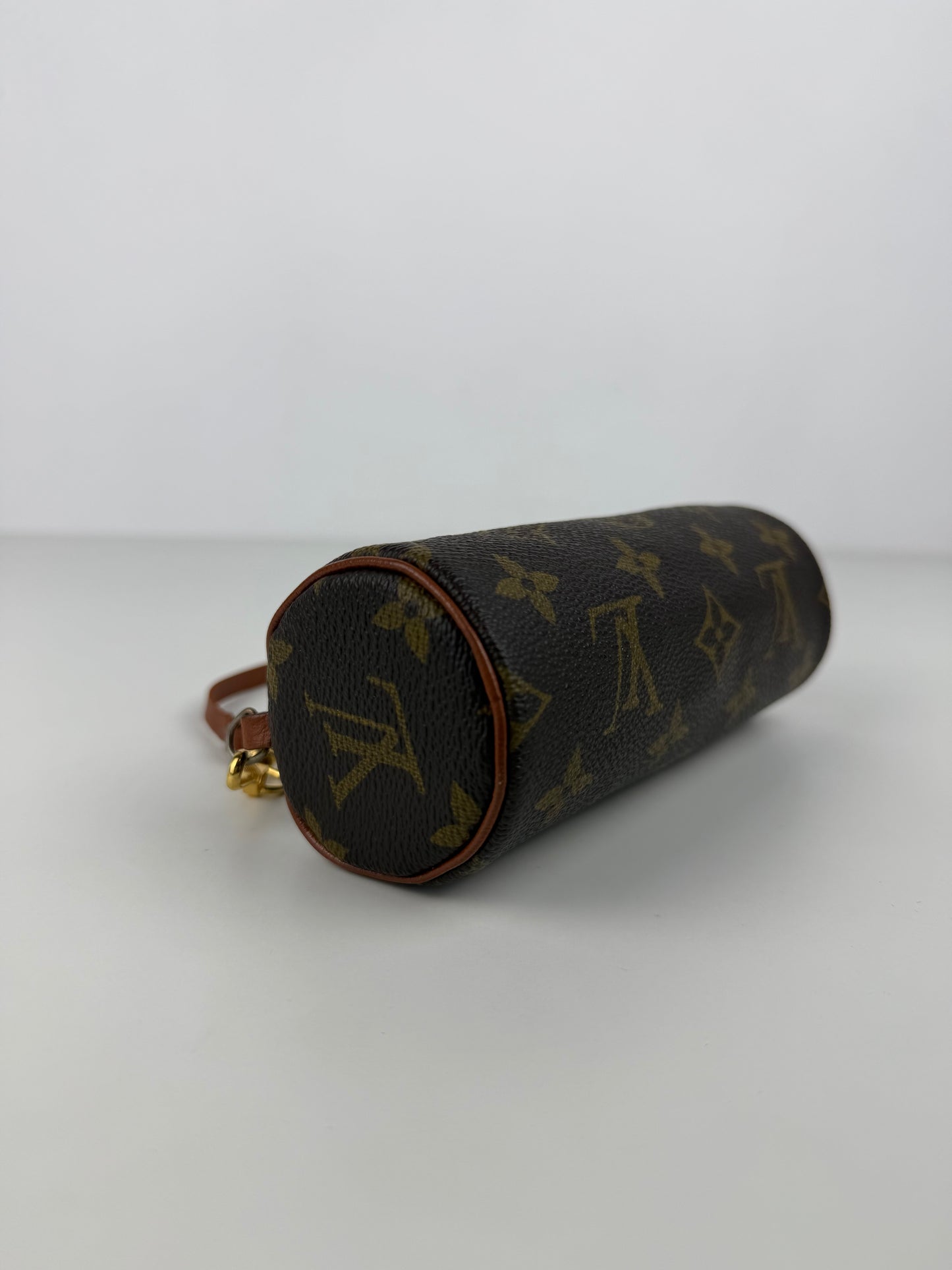 Vintage 80s Louis Vuitton monogram Papillon mini pouch bag