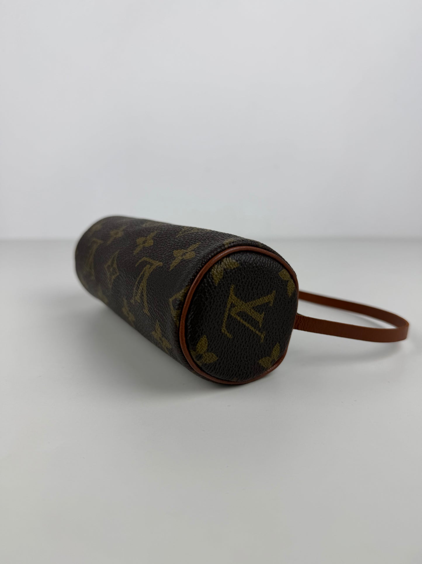 Vintage 80s Louis Vuitton monogram Papillon mini pouch bag