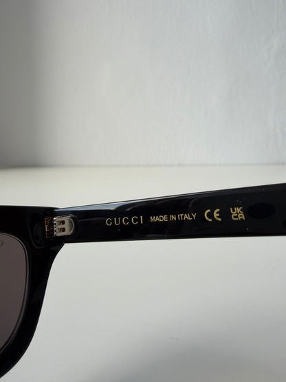 Gucci GG1542S sunglasses
