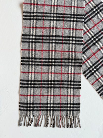 Vintage Burberry gray nova check wool scarf