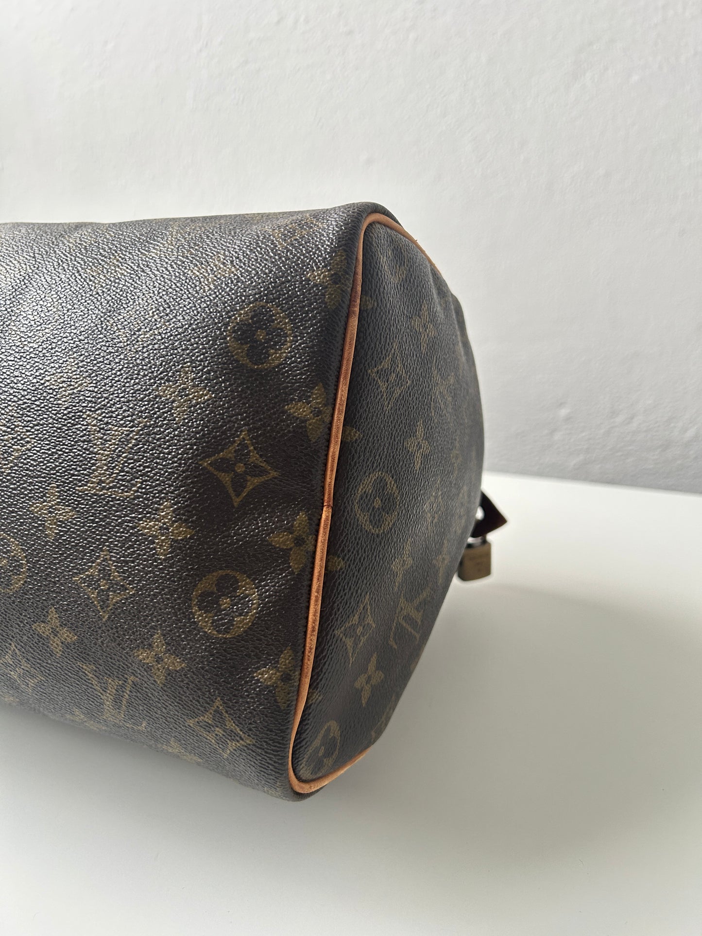 Vintage 80s Louis Vuitton monogram canvas speedy 35 handbag