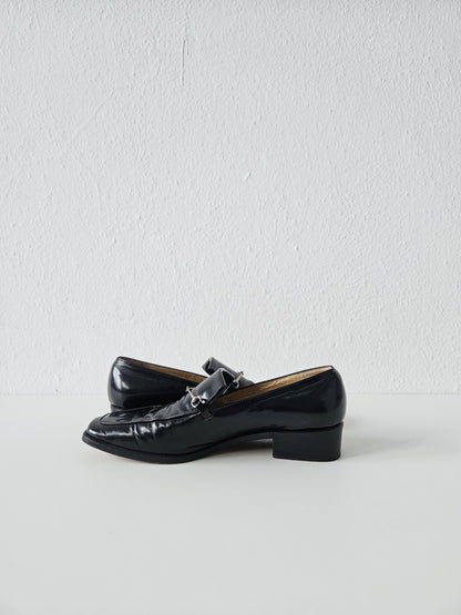 Vintage Gucci patent leather low block heel horsebit loafers