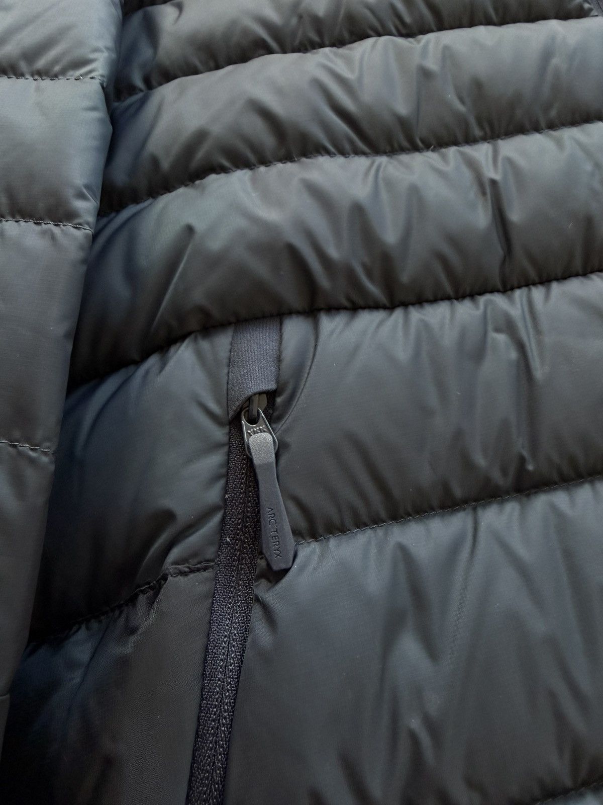AW25 Arcteryx cerium hoody navy