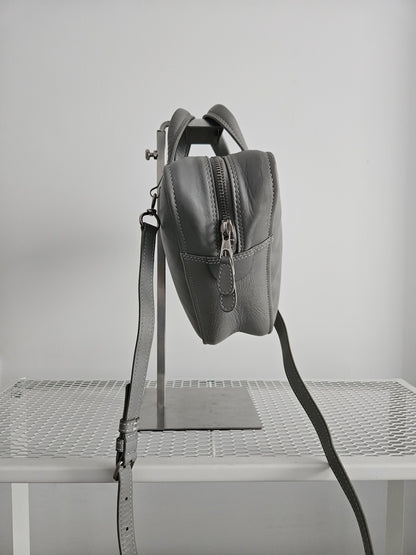 AW2017 Balenciaga triangle duffle bag M