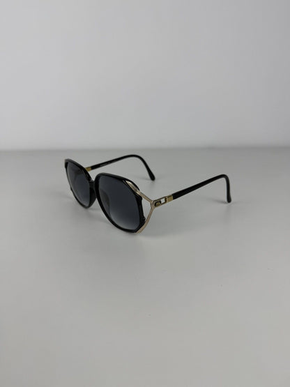 Vintage 80s Yves Saint Laurent 30-8521 oversized sunglasses