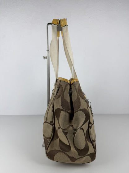Coach signature daisy tote bag