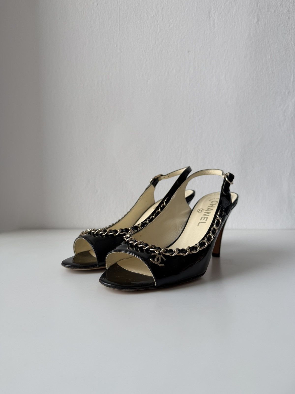 SS2011 Chanel patent leather chain open toe heels