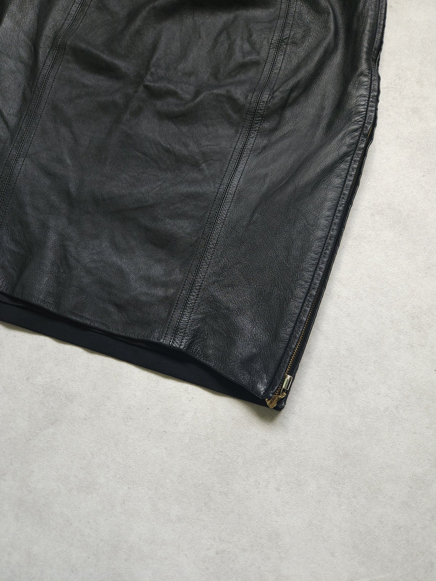 Gianni Versace Couture leather and wool zip off pencil skirt