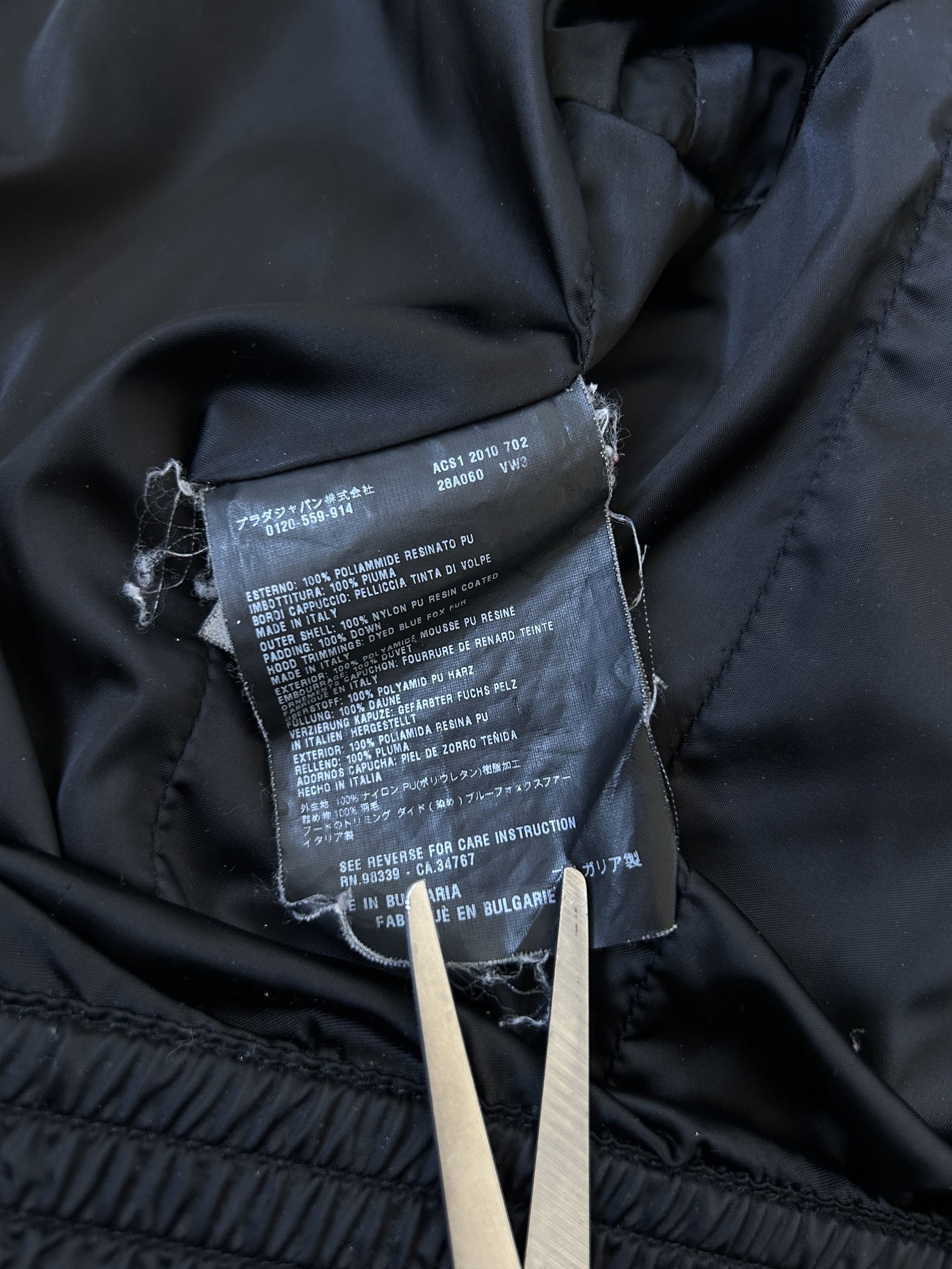 AW2010 Prada sport triangle logo puffer jacket