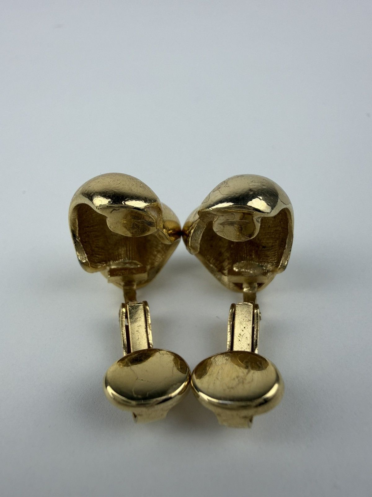 Vintage 80s Christian Dior clip on earrings