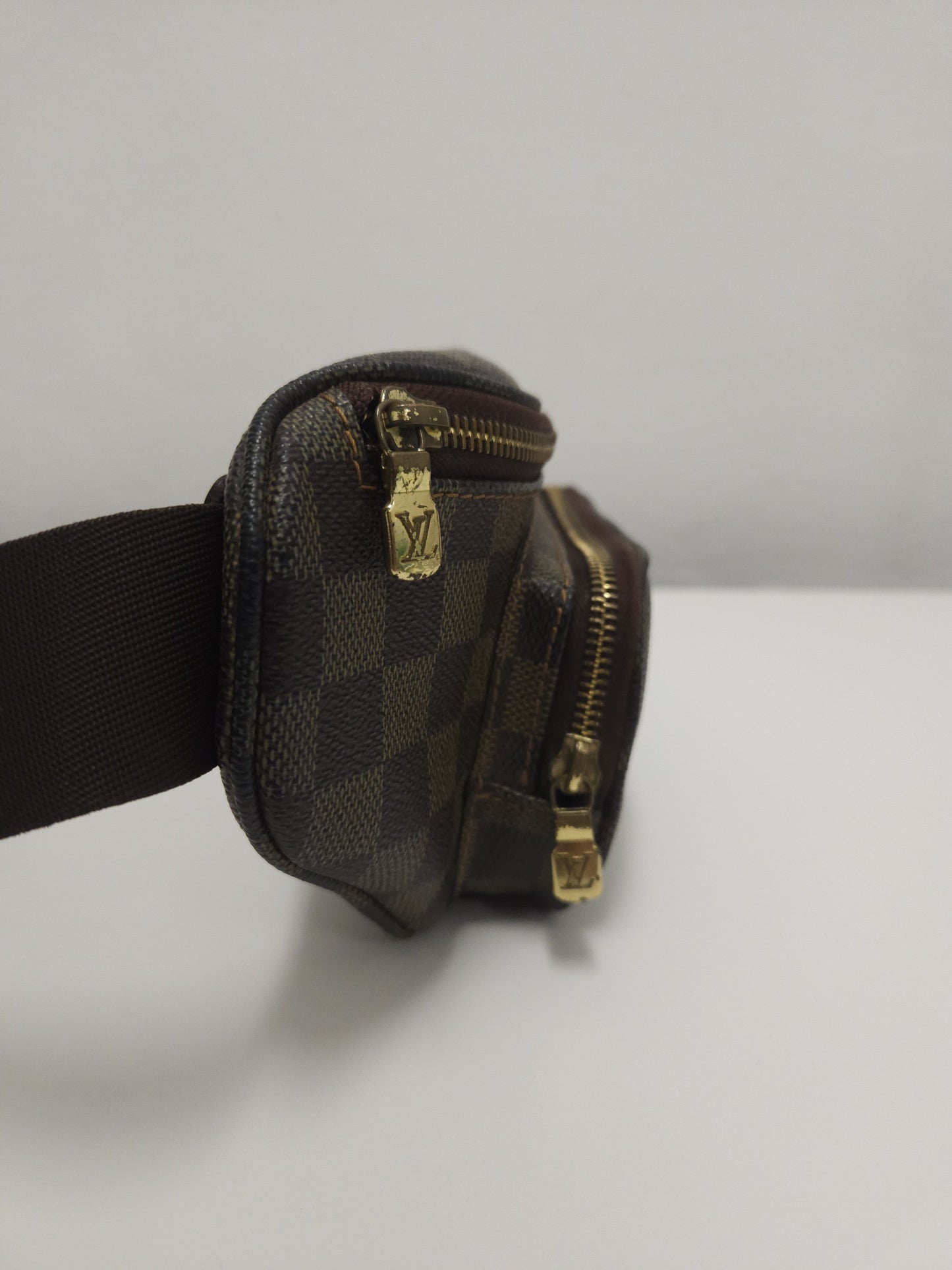 Louis vuitton damier ebene melville bumbag