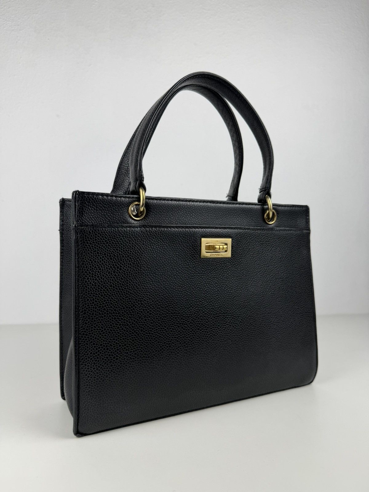 Vintage Chanel caviar 2.55 executive tote mini size