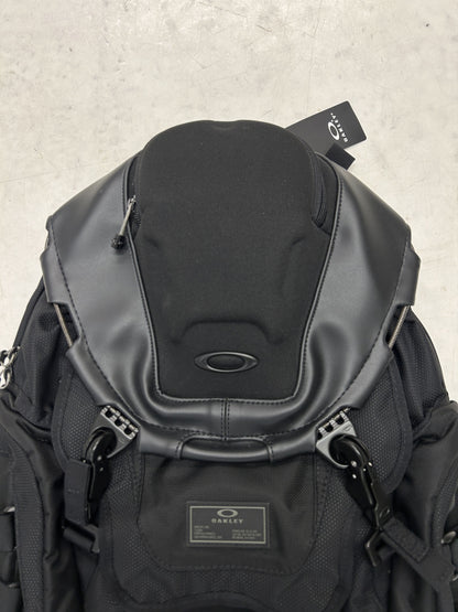 Oakley kitchen sink backpack stealth black