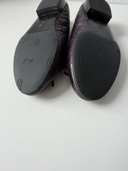 Vintage Chanel ribbon CC logo ballet flats