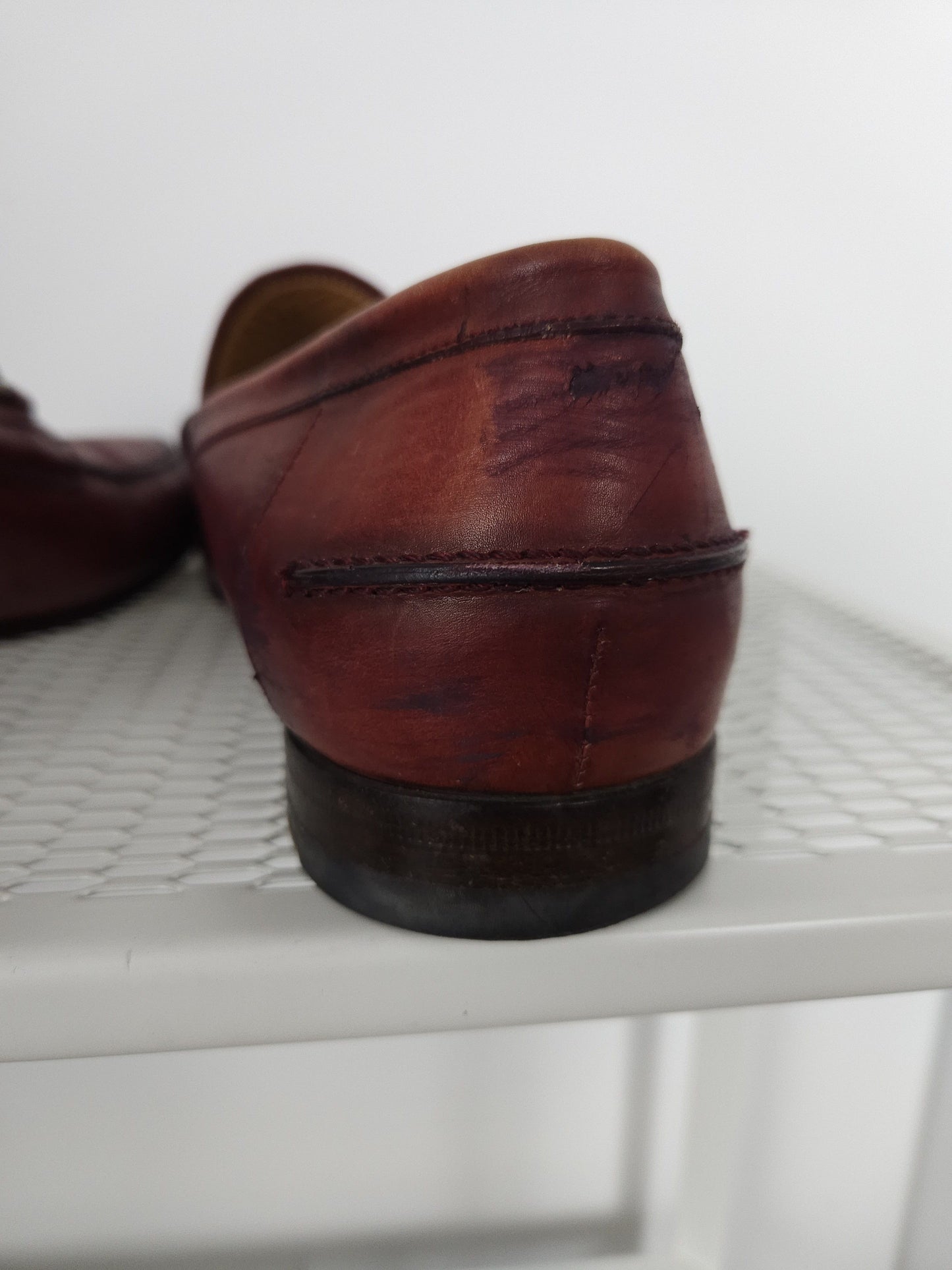 Gucci leather horsebit loafers in distressed red