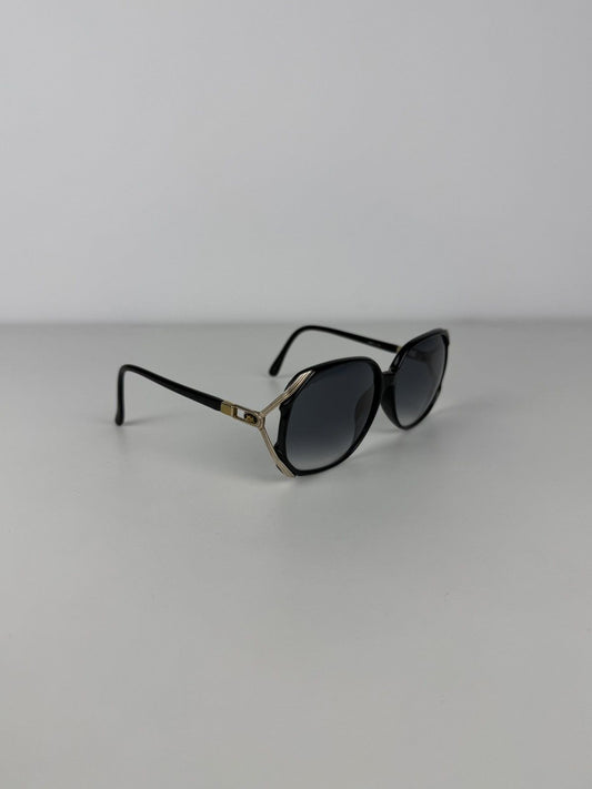Vintage 80s Yves Saint Laurent 30-8521 oversized sunglasses