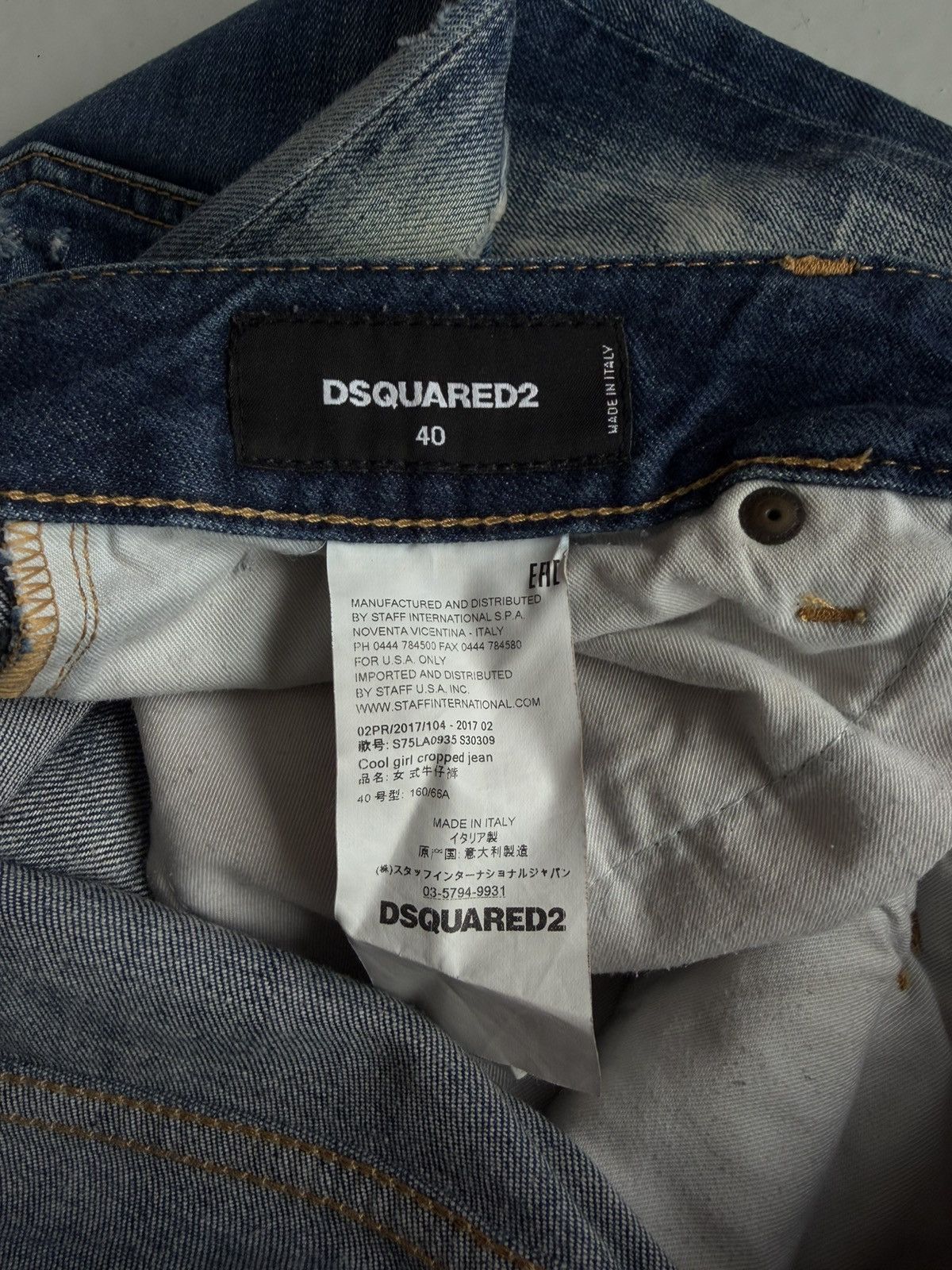 Dsquared2 distressed cool girl cropped jean