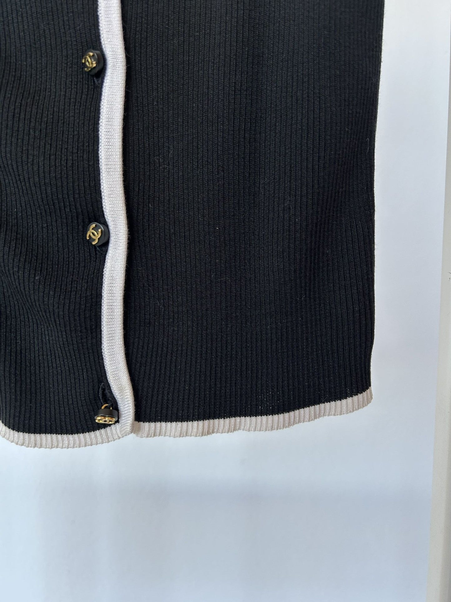 SS1995 Chanel double breasted button up tank top