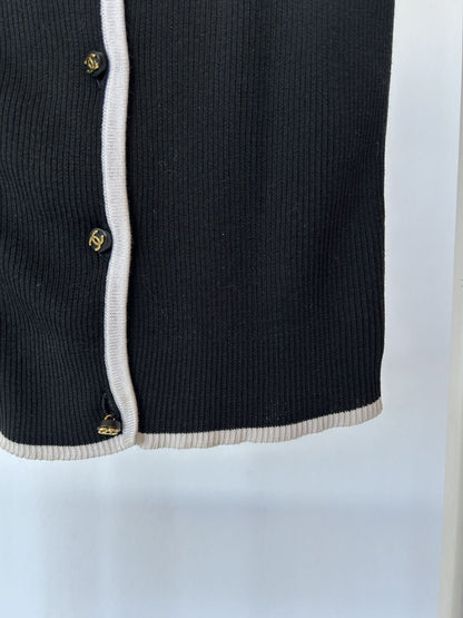SS1995 Chanel double breasted button up tank top