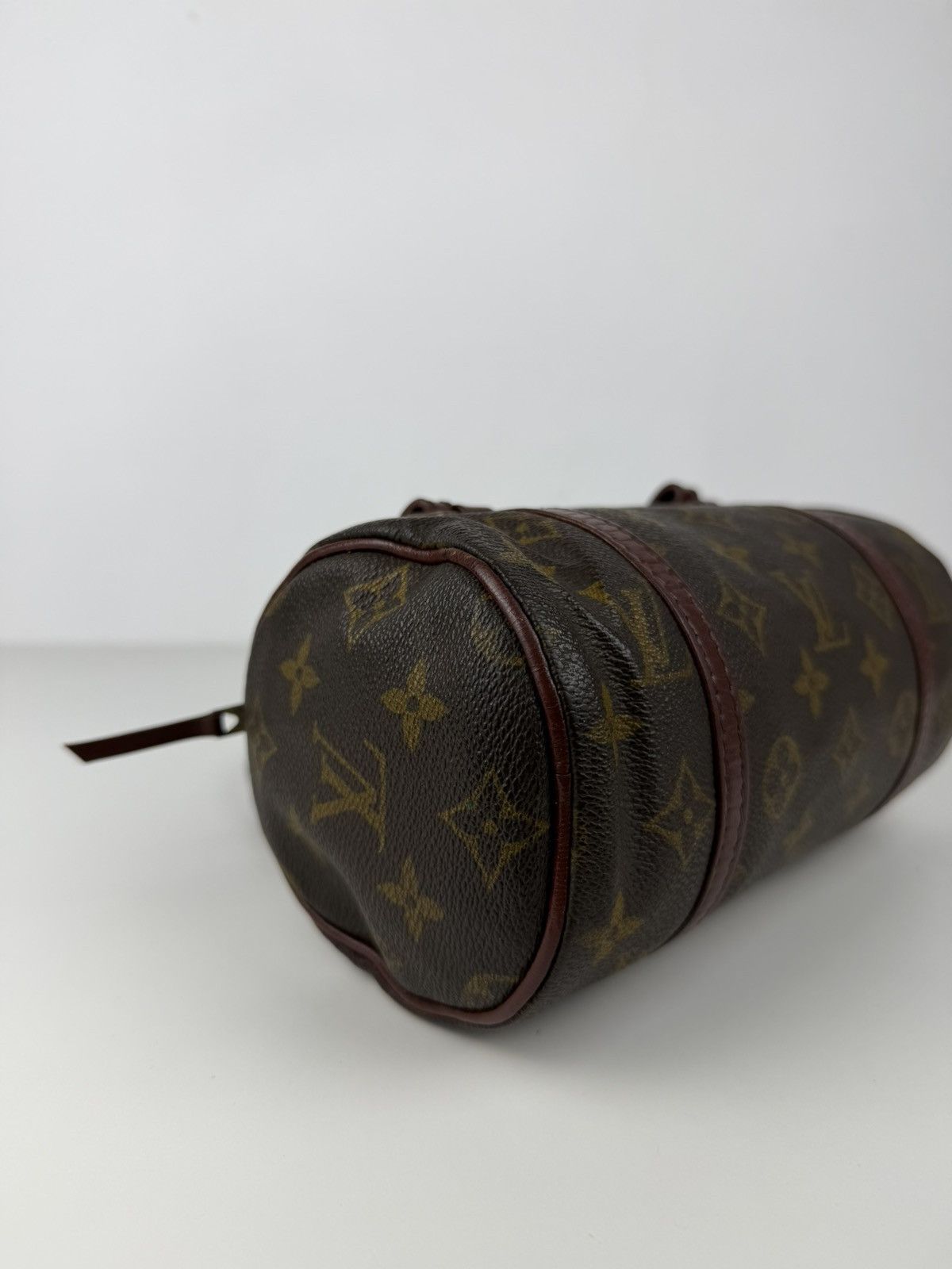 Vintage 70s Louis Vuitton monogram papillon 22