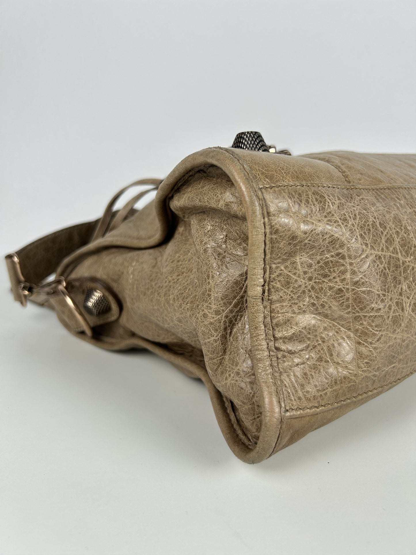 Balenciaga giant hardware city bag in beige