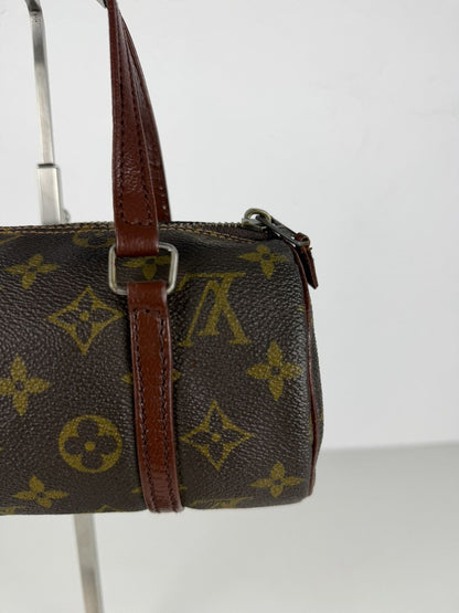 Vintage Louis Vuitton monogram papillon 22