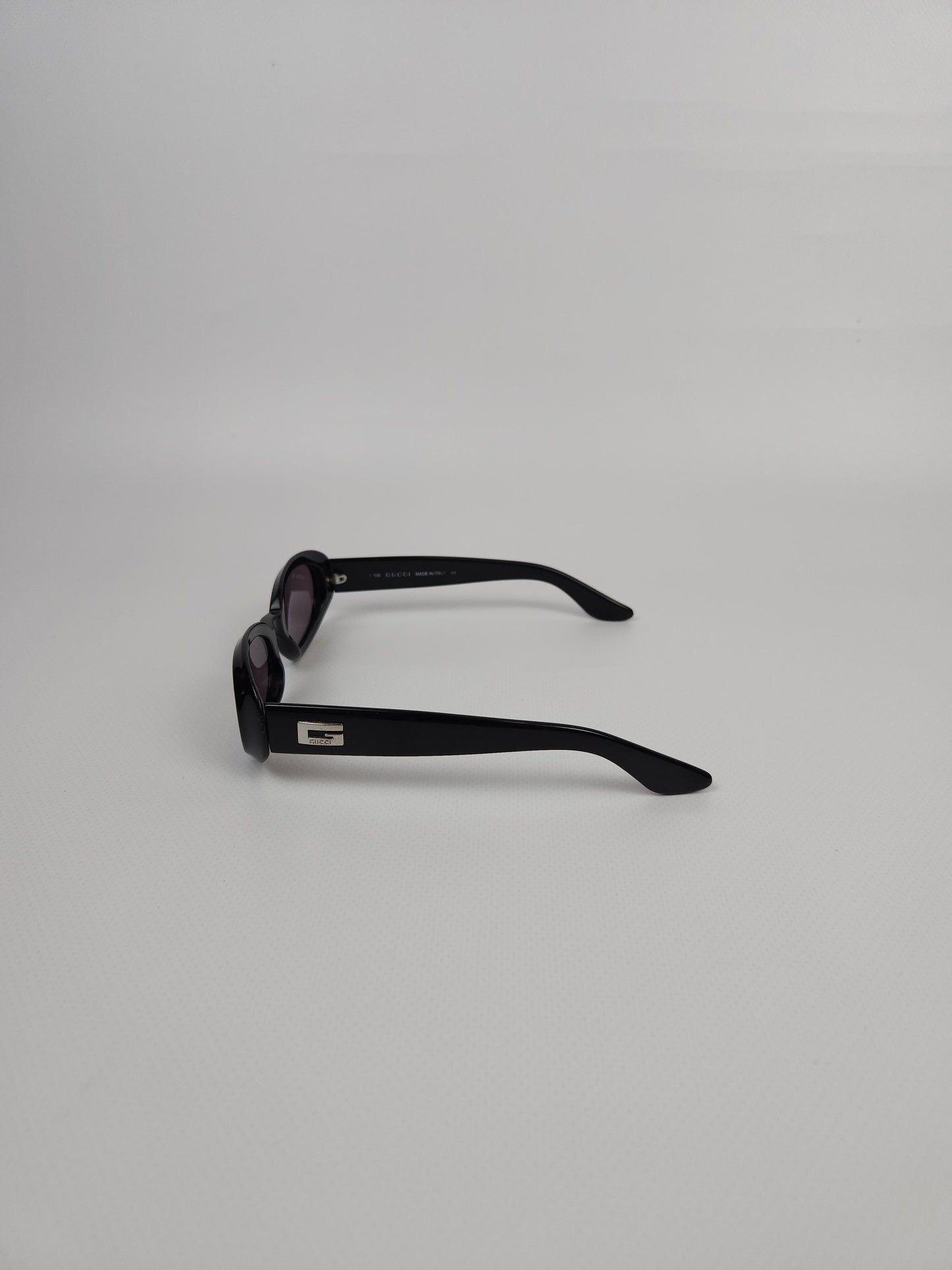 Vintage Gucci GG2419/S oval sunglasses Tom Ford era