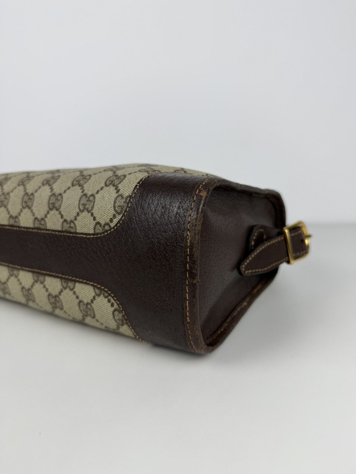 Vintage 70s Gucci monogram shoulder bag