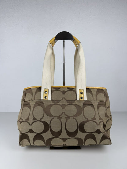 Coach signature daisy tote bag