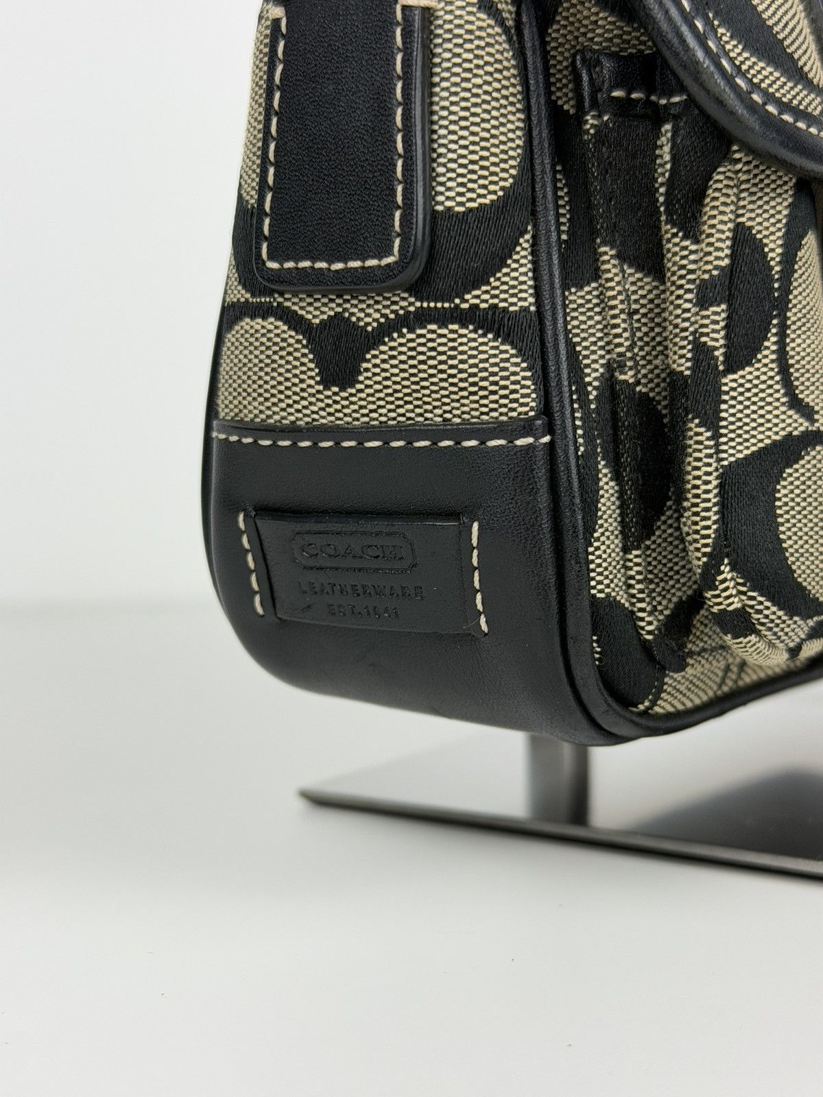 Coach signature leather and canvas shoulder/ crossbody bag